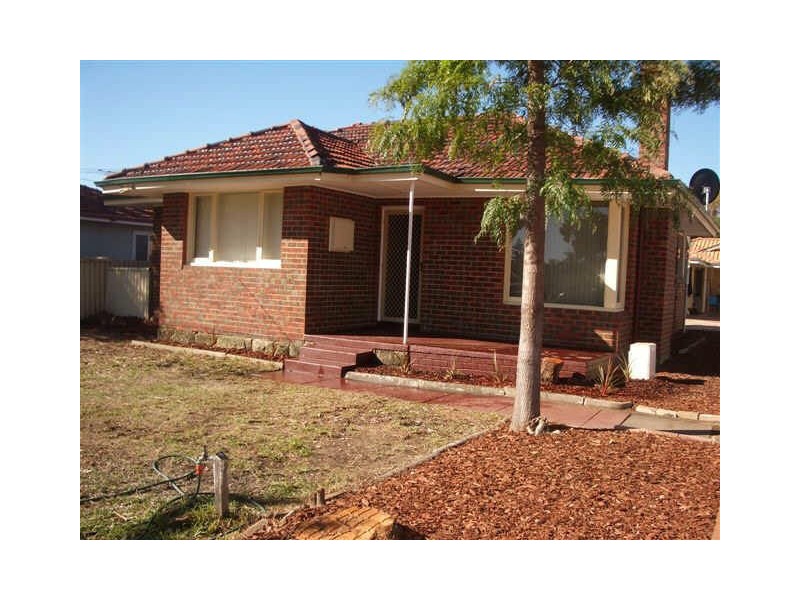 20 Redmond Road, Hamilton Hill WA 6163