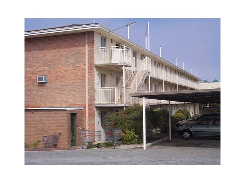 11/3 Burgundy Crescent, Spearwood WA 6163