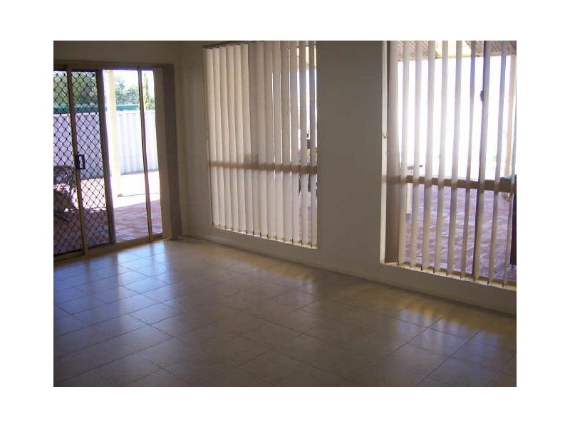 18 Torenia Way, Yangebup WA 6164