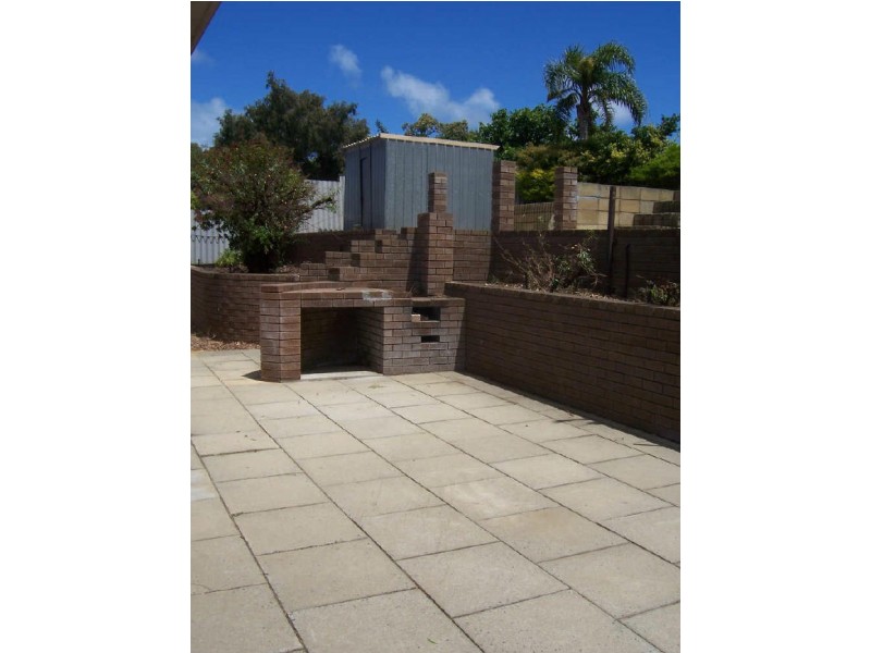 6 Teece Place, Hamilton Hill WA 6163