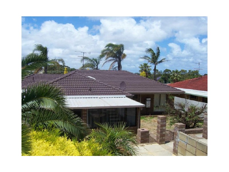 6 Teece Place, Hamilton Hill WA 6163