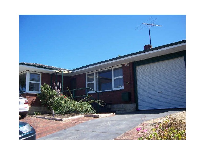 15 Hennessey Avenue, Orelia WA 6167