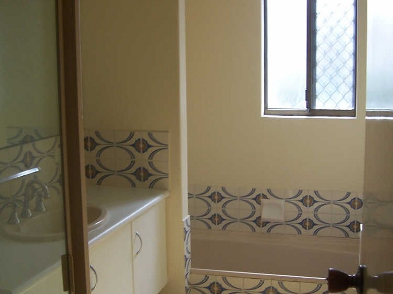 96 Marvell Avenue, Munster WA 6166