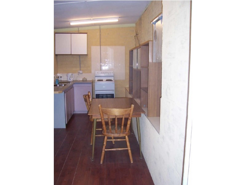 117b(rear) Forrest Road, Hamilton Hill WA 6163