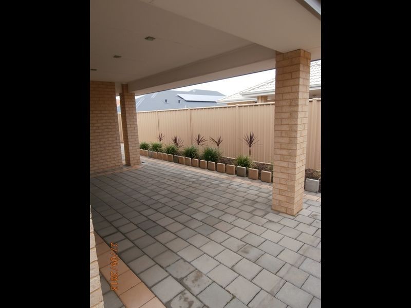 16 Nankeen Elbow, Beeliar WA 6164