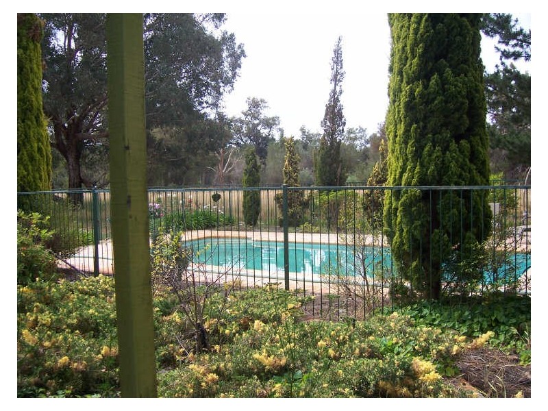 191 Frankland Avenue, Hammond Park WA 6164