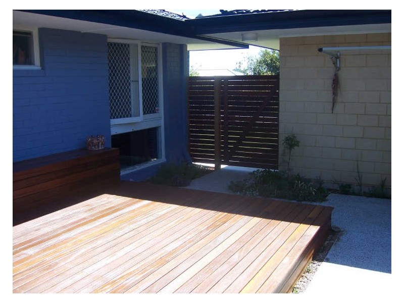 39 Rambures Way, Hamilton Hill WA 6163