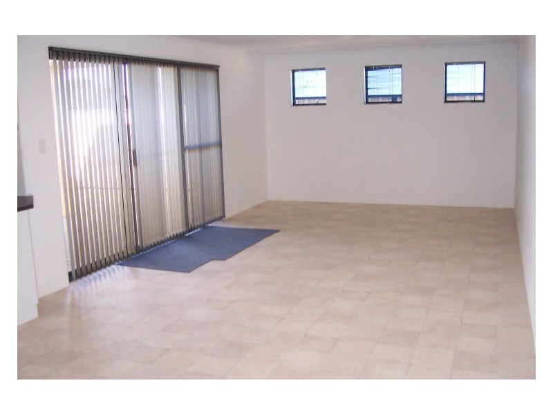 1/44 Sawle Road, Hamilton Hill WA 6163