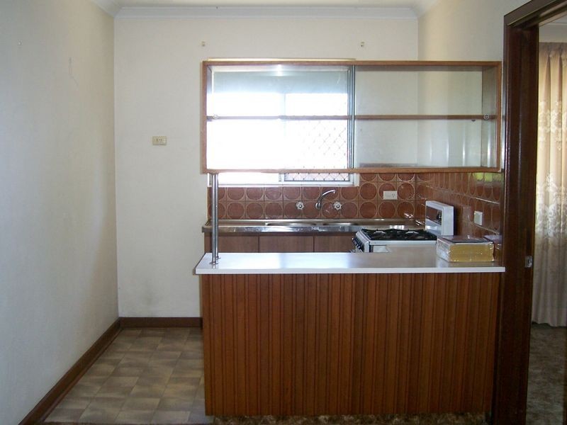 8b Glendower Way, Spearwood WA 6163