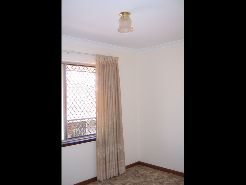 8b Glendower Way, Spearwood WA 6163