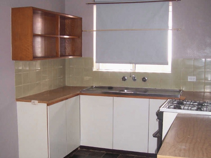 28B DOOLETTE STREET, Spearwood WA 6163