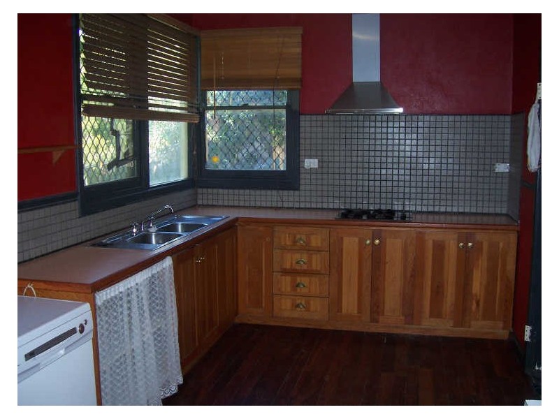 24 Malvolio Road, Coolbellup WA 6163