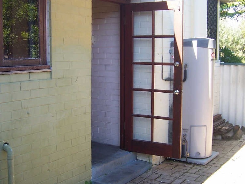 24 Malvolio Road, Coolbellup WA 6163