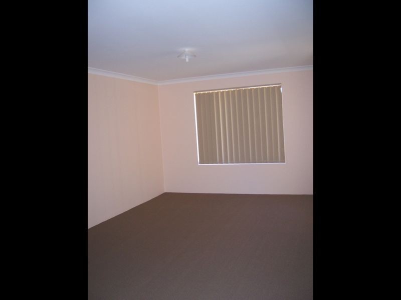 19 Halstead Turn, Wellard WA 6170