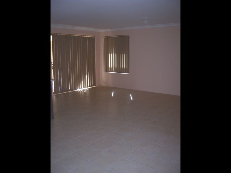19 Halstead Turn, Wellard WA 6170