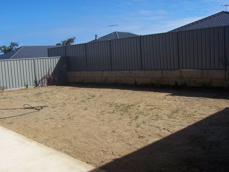 19 Halstead Turn, Wellard WA 6170