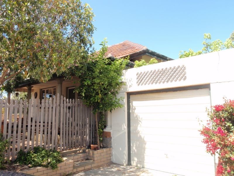 111 Rockingham Road, Spearwood WA 6163