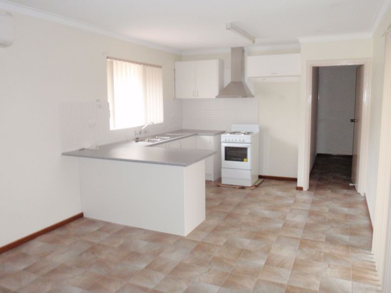 5A Buktenica Court, Spearwood WA 6163