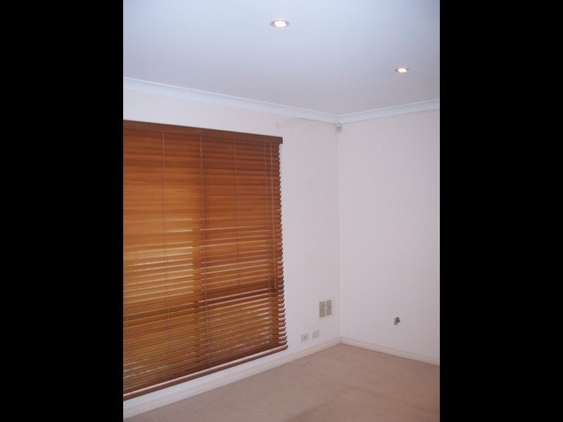 1 / 14a Zlinya Crescent, Spearwood WA 6163