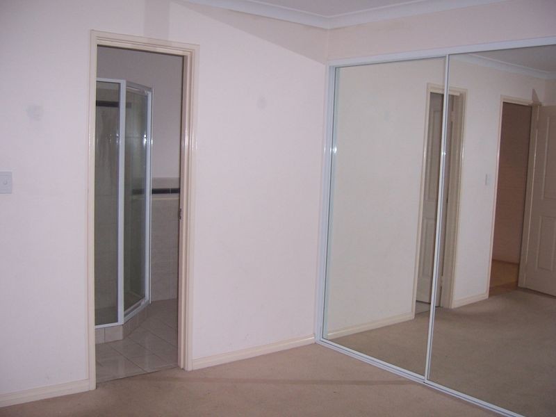 1 / 14a Zlinya Crescent, Spearwood WA 6163