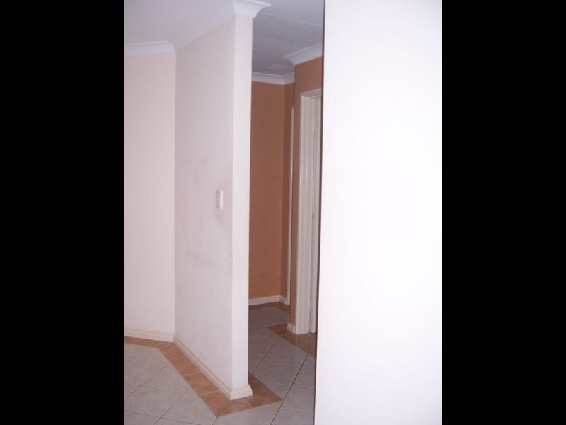 1 / 14a Zlinya Crescent, Spearwood WA 6163