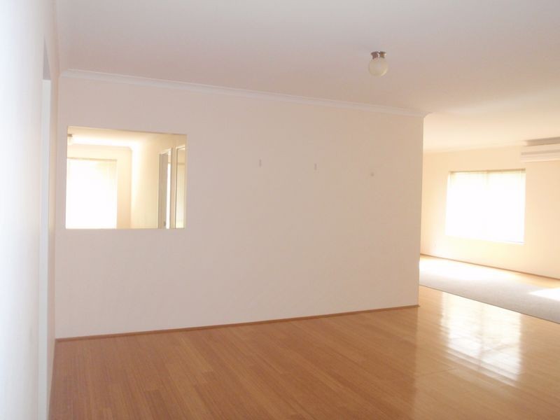 4 Coralgum Green, South Lake WA 6164