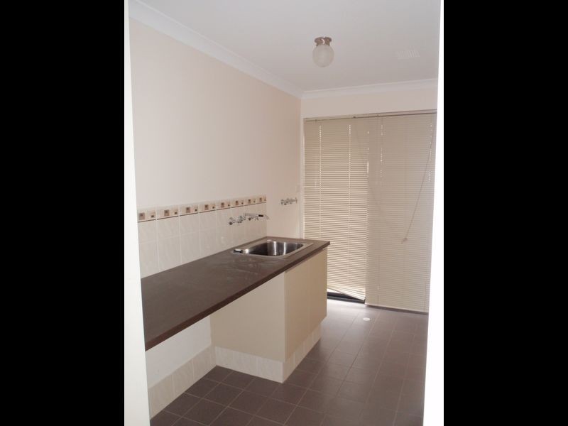 4 Coralgum Green, South Lake WA 6164