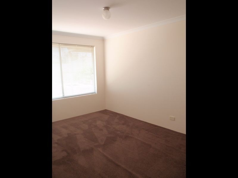 4 Coralgum Green, South Lake WA 6164