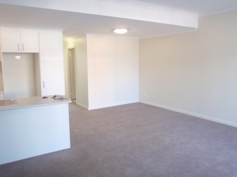 31/30 Malata Crescent, Success WA 6164