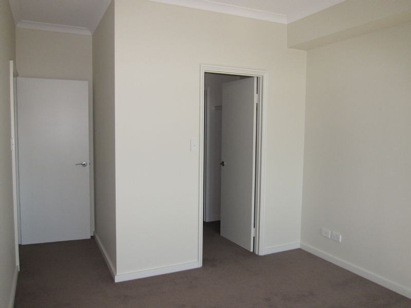 31/30 Malata Crescent, Success WA 6164