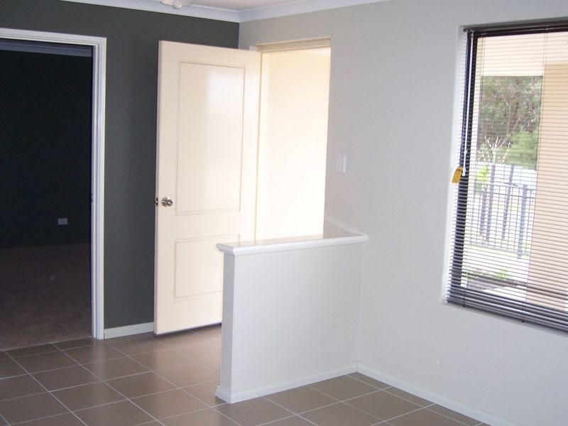 7 Oakridge Meander, Success WA 6164