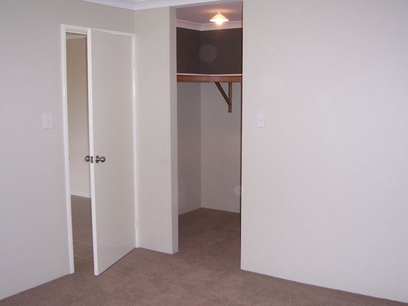 7 Oakridge Meander, Success WA 6164