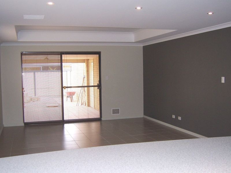 7 Oakridge Meander, Success WA 6164