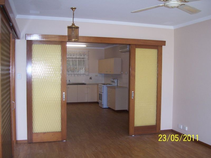 11 Sussex Street, Spearwood WA 6163