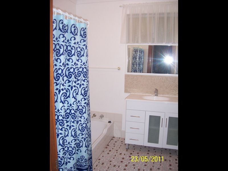 11 Sussex Street, Spearwood WA 6163