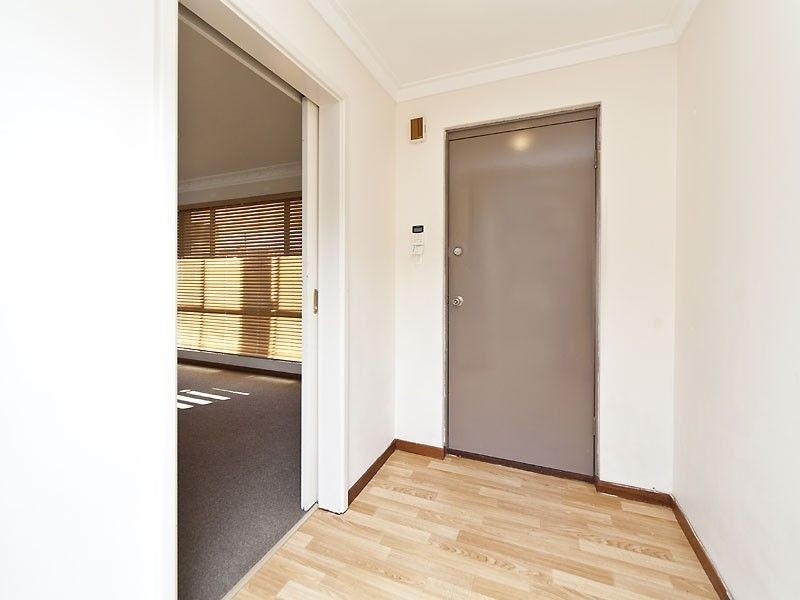 560 Rockingham Road, Munster WA 6166