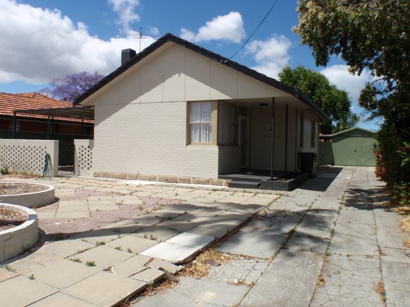 37 Ferdinand Crescent, Coolbellup WA 6163
