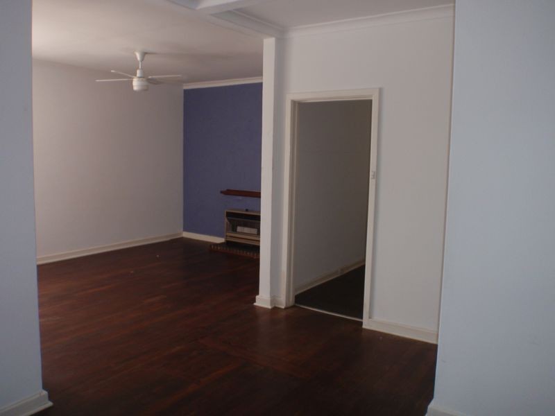 37 Ferdinand Crescent, Coolbellup WA 6163