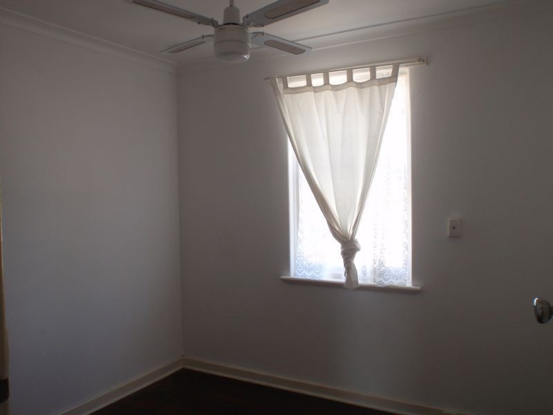 37 Ferdinand Crescent, Coolbellup WA 6163