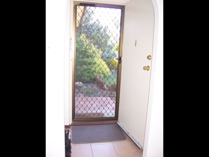 16 Nineham  Avenue, Spearwood WA 6163