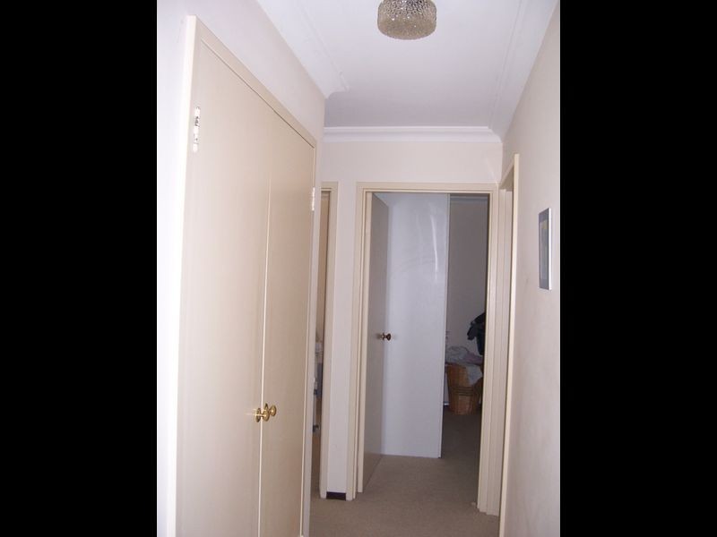 16 Nineham  Avenue, Spearwood WA 6163