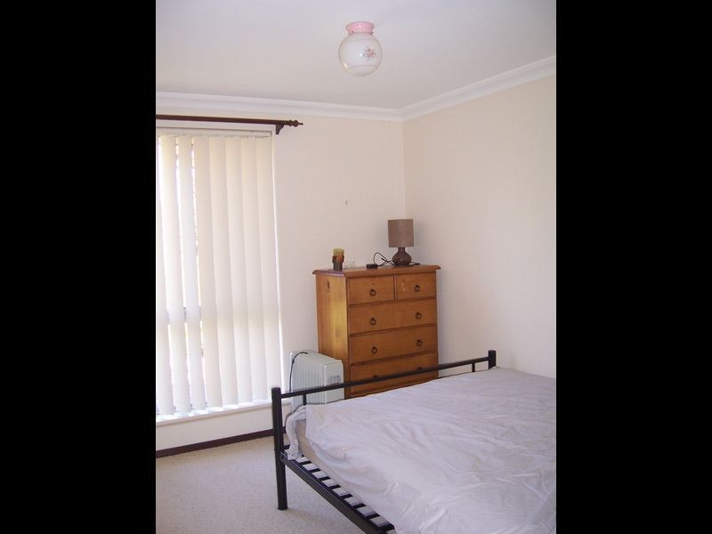 16 Nineham  Avenue, Spearwood WA 6163