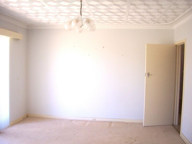 76 Ocean Road, Coogee WA 6166