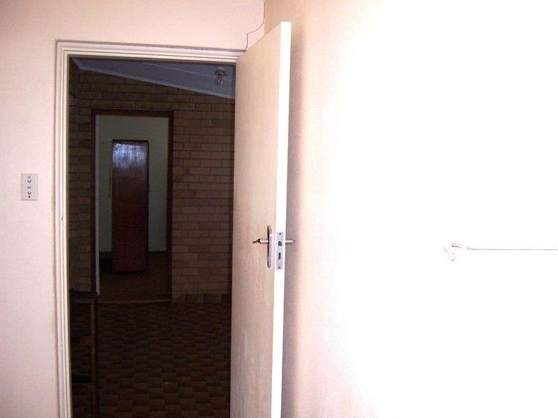 76 Ocean Road, Coogee WA 6166