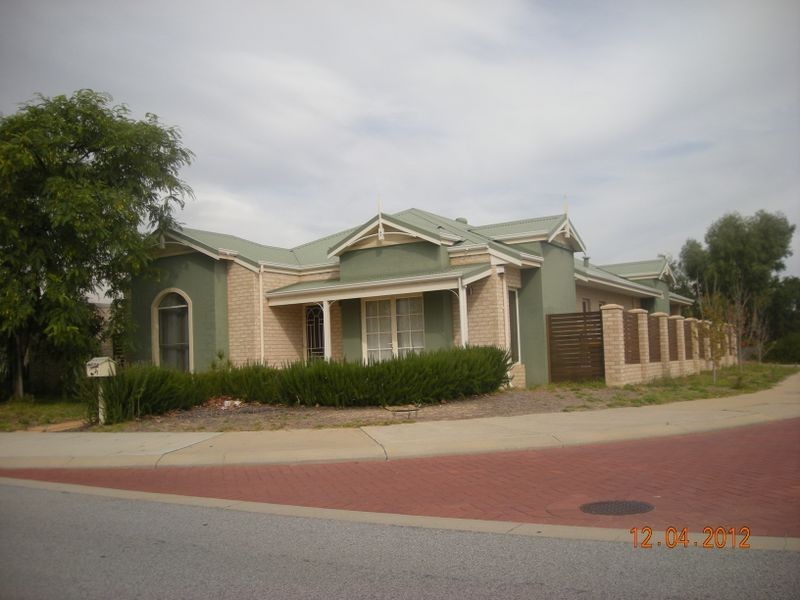 27 Harmony Avenue, Atwell WA 6164