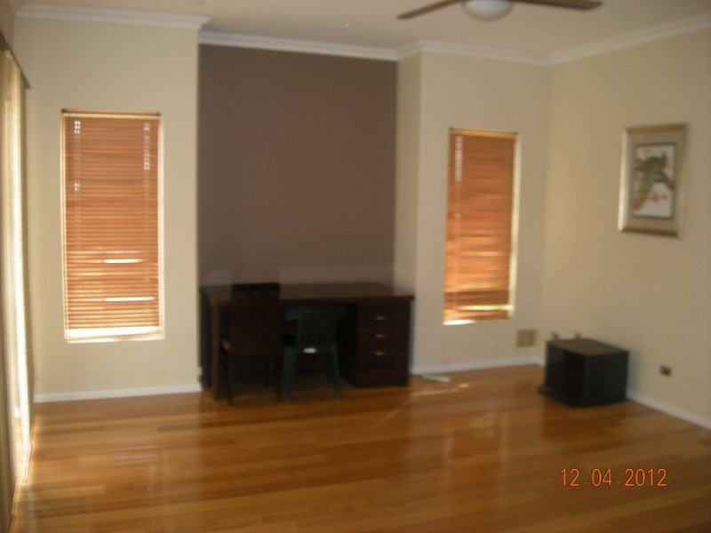 27 Harmony Avenue, Atwell WA 6164