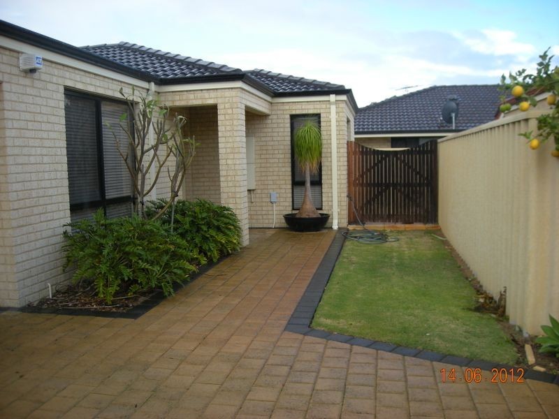 6 Plum Place, Spearwood WA 6163