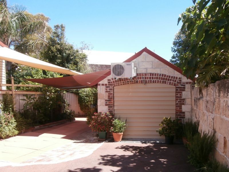 89b (Studi Wray Avenue, Fremantle WA 6160