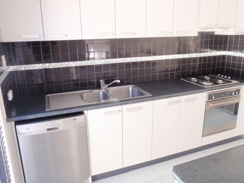 2 / 16 Riverina Parade, Munster WA 6166