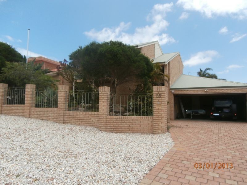 25 Duchart Way, Coogee WA 6166